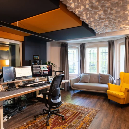 240502_Studio1_oellermannApparat4854